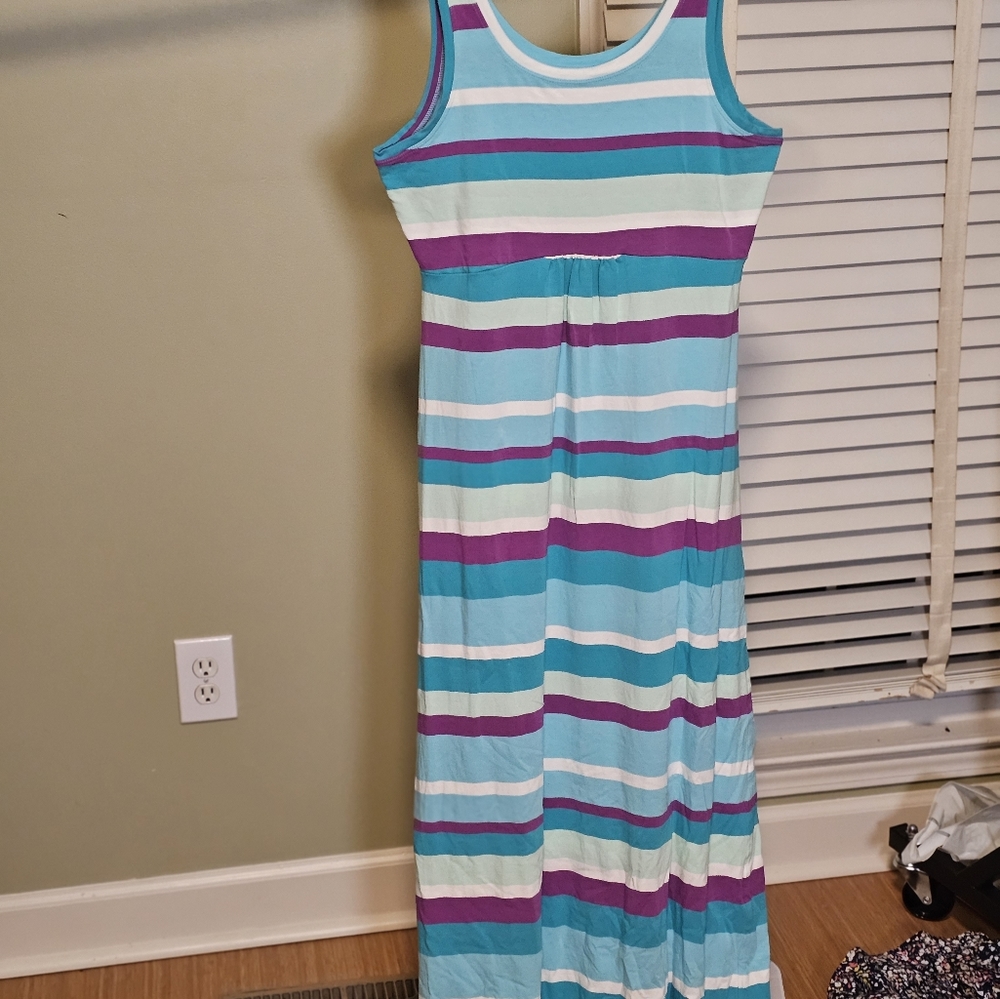 COLUMBIA OMNIWICK DRESS SIZE M